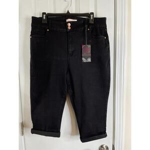 Curvalicious Womens Hyper Luxe Capri Jeans Size 18 Tummy Tuck Butt Lift NWT